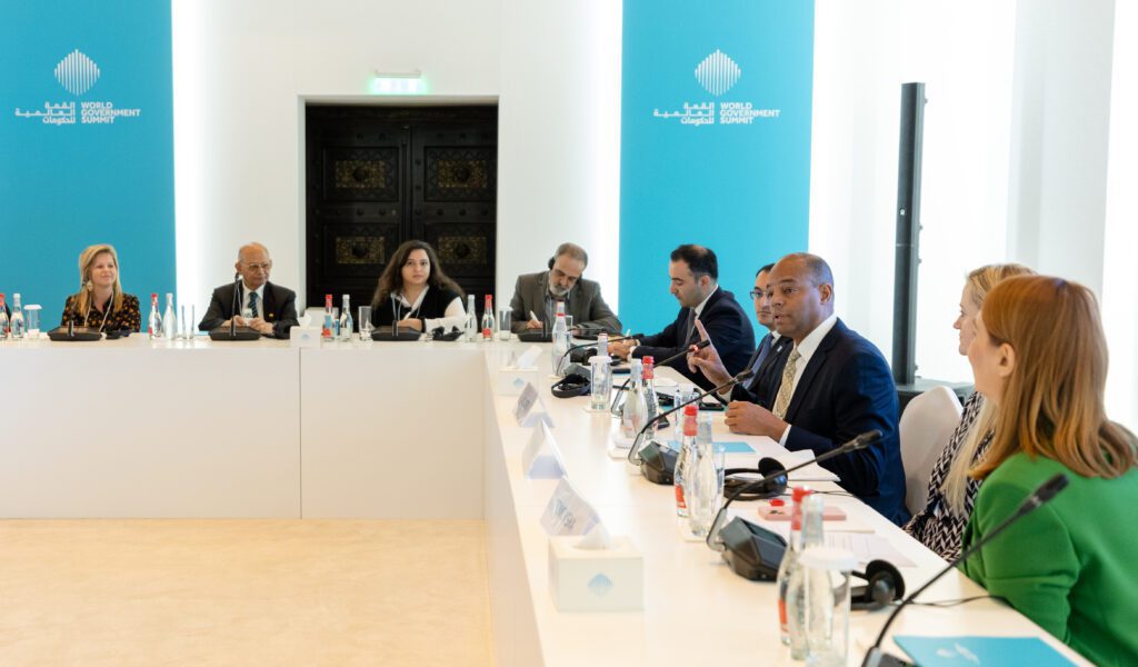 Clarity At The Top — Episode 2: Ai Disruption, Leaders Fix Your Company'S Culture Rift 1 Thomas Anglero Advising World Leaders At The World Government Summit